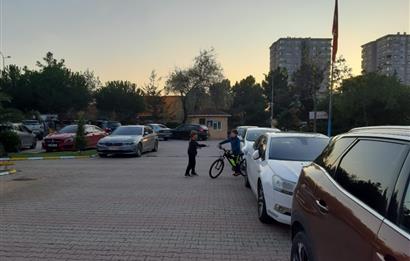 Adalet Sitesi'nde 3+1 Yatırım, Oturum İçin / Yüksek Arsa payı