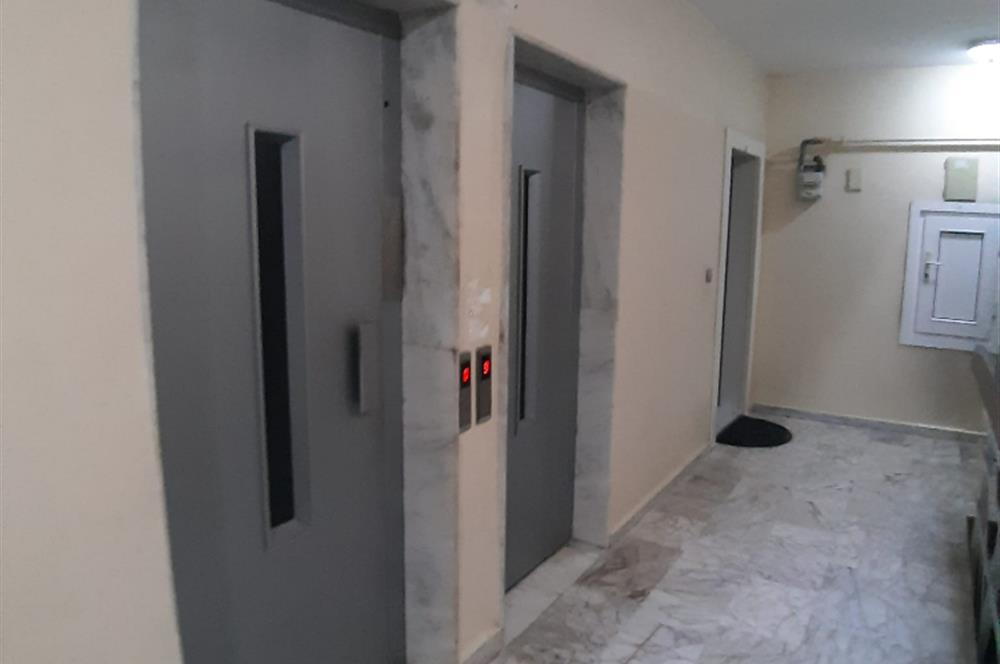 Adalet Sitesi'nde 3+1 Yatırım, Oturum İçin / Yüksek Arsa payı