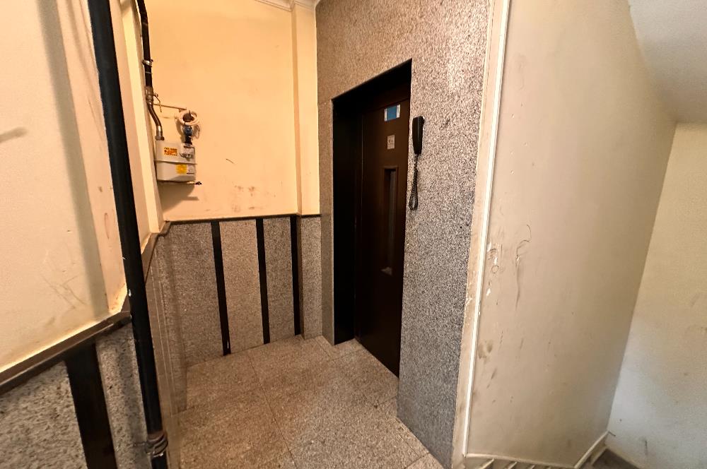 Ümraniye Akyaka Park Avm yakını BOŞ Kullanıma Hazır KAÇIRMAYIN