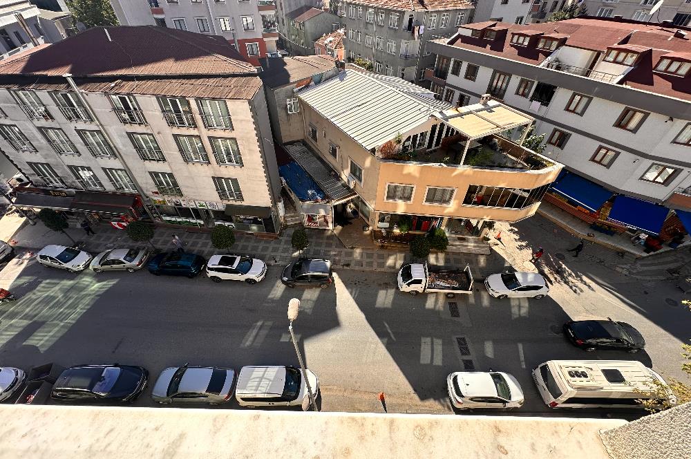 Ümraniye Akyaka Park Avm yakını BOŞ Kullanıma Hazır KAÇIRMAYIN