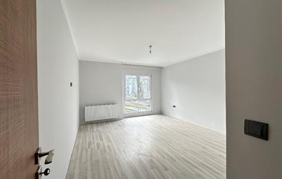 ŞEHRİNAZ KONUTLARIN DA DENİZ MANZARALI SATILIK OFİS & DAİRE