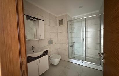 ŞEHRİNAZ KONUTLARIN DA DENİZ MANZARALI SATILIK OFİS & DAİRE
