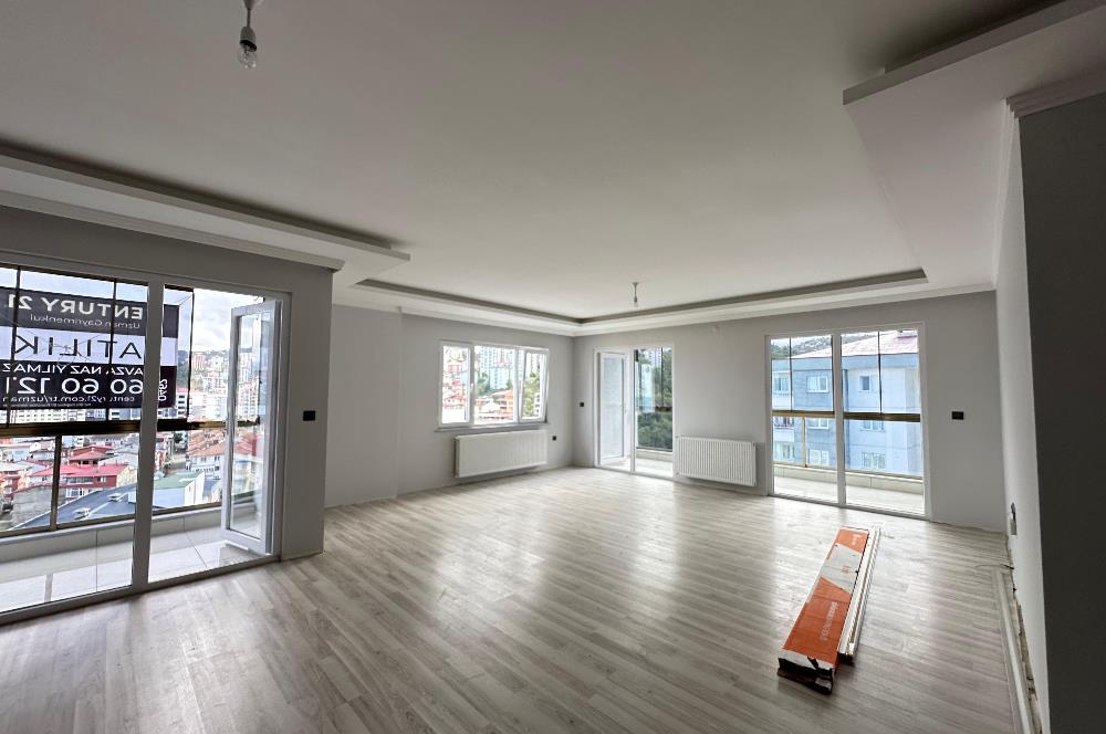 ŞEHRİNAZ KONUTLARIN DA DENİZ MANZARALI SATILIK OFİS & DAİRE