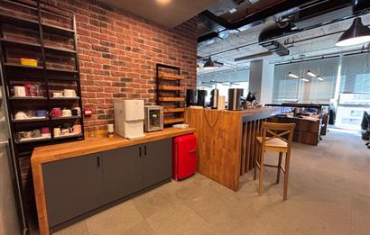 Fikirtepe Business'ta Kiralık Şık Dekorasyonlu Ofis Katı