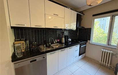 Kağıthane Başak Konutları 2+1 Ara kat Manzaralı Kiralık Daire