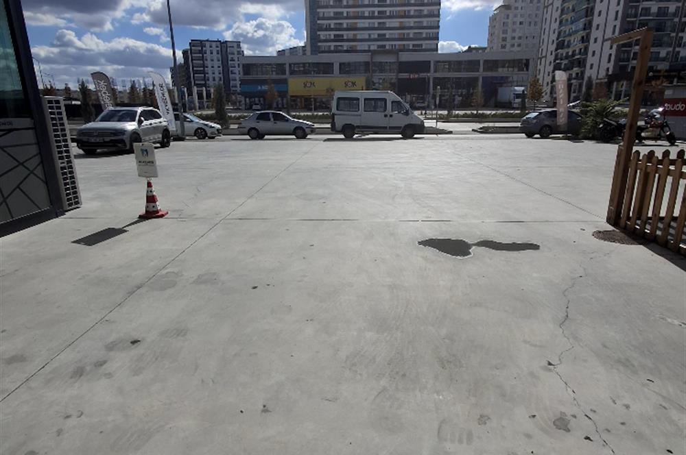 YEŞİLOVADA 180M2 DÜKKANIMIZ SATLIKTIR