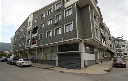 C21 Cius; Bölge Parkı Civarında 3+1 Teraslı Dükkan Üstü Daire