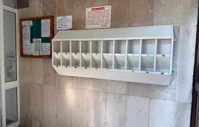 Kağıthane Başak Konutları 2+1 Ara kat Manzaralı Kiralık Daire