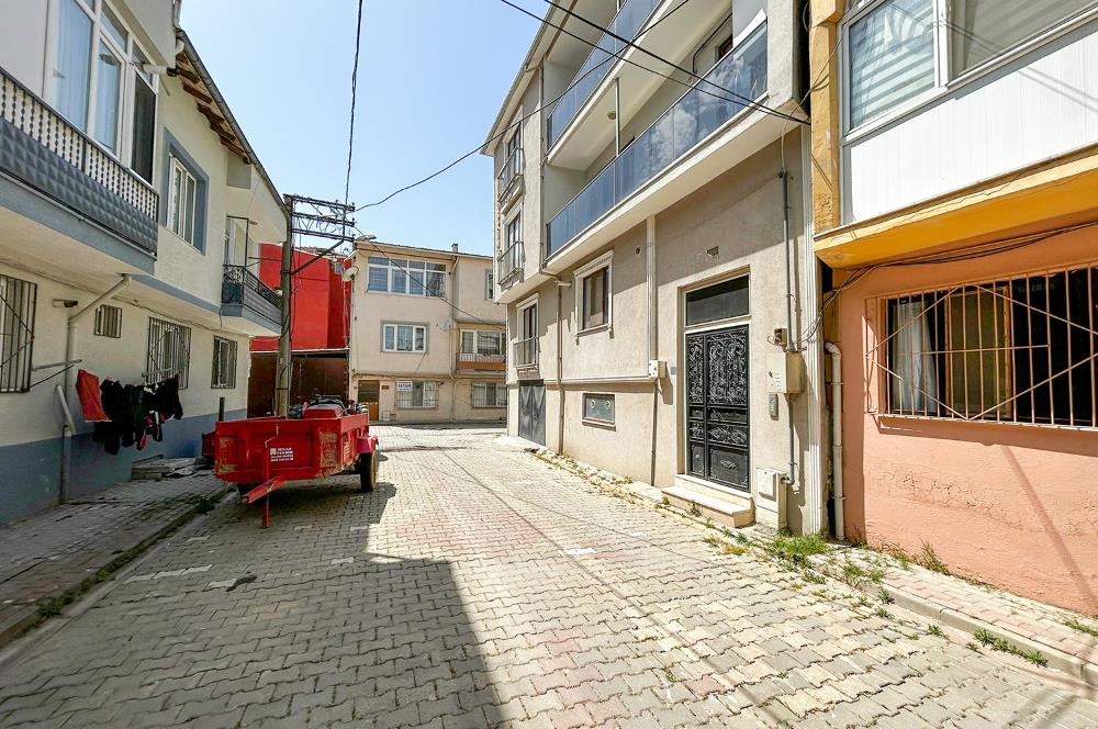 C21 Cius;Perşembe Pazarı Civarı Müstakil 2,5 Katlı Doğalgazlı Ev