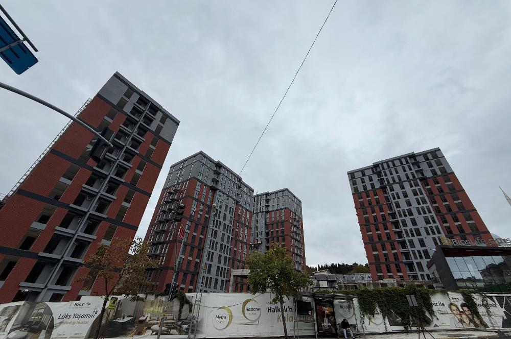 Kağıthane Başak Konutları 2+1 Ara kat Manzaralı Kiralık Daire