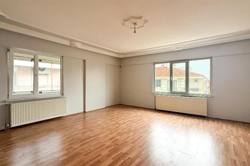 C21 BAL'DAN TOYGAR MH. BY PASTA KARŞISI SATILIK 2+1 DAİRE