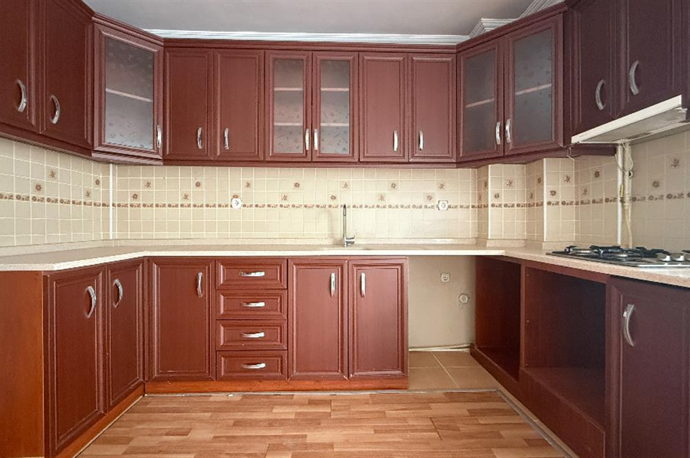 C21 BAL'DAN TOYGAR MH. BY PASTA KARŞISI SATILIK 2+1 DAİRE