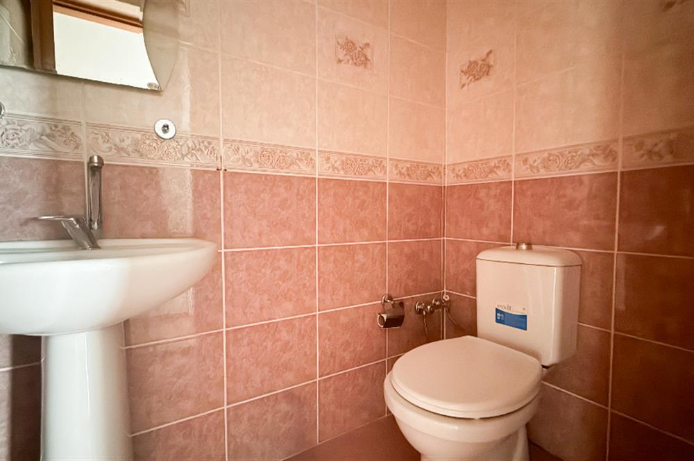 C21 BAL'DAN TOYGAR MH. BY PASTA KARŞISI SATILIK 2+1 DAİRE