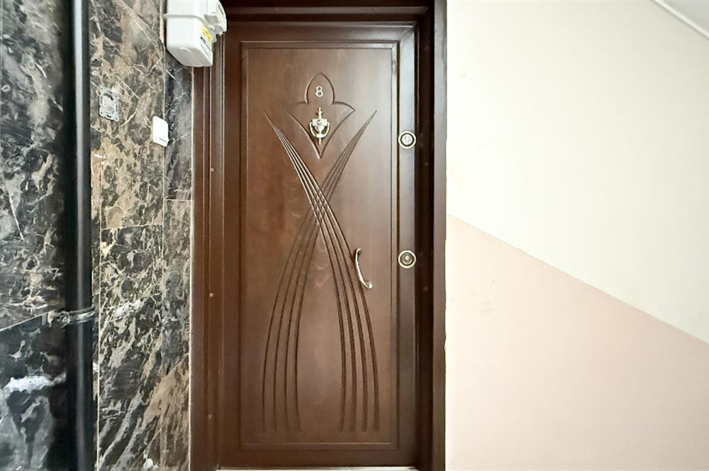 C21 BAL'DAN TOYGAR MH. BY PASTA KARŞISI SATILIK 2+1 DAİRE