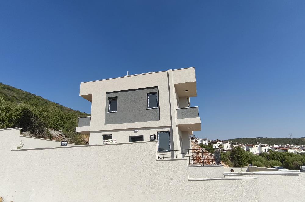  DİDİM AKBÜK’TE DENİZ MANZARALI VİLLA