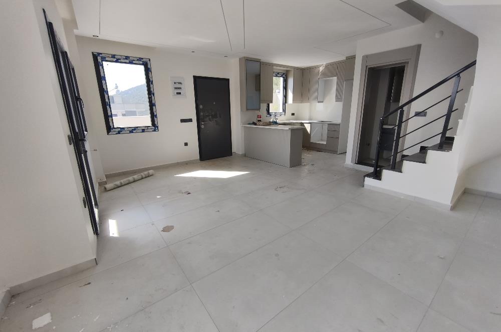  DİDİM AKBÜK’TE DENİZ MANZARALI VİLLA