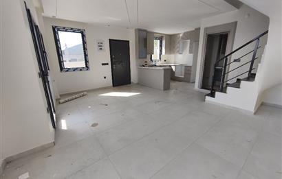  DİDİM AKBÜK’TE DENİZ MANZARALI VİLLA