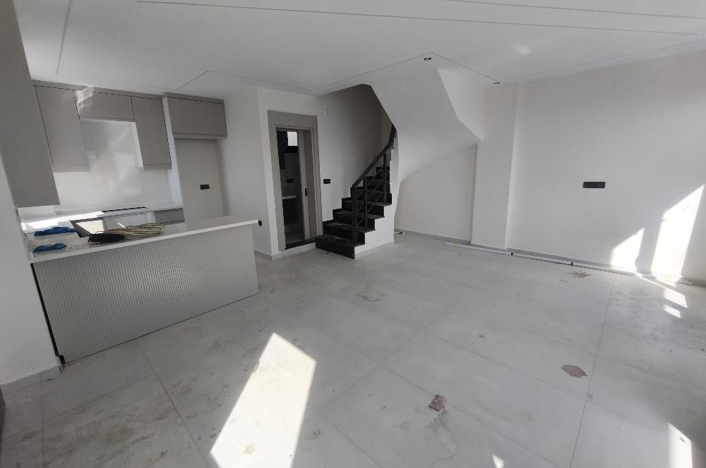  DİDİM AKBÜK’TE DENİZ MANZARALI VİLLA