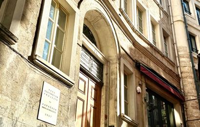 ASMALIMESCİT POPÜLER RESİDENCE EŞYALI KISA DÖNEM KİRALIK DAİRE