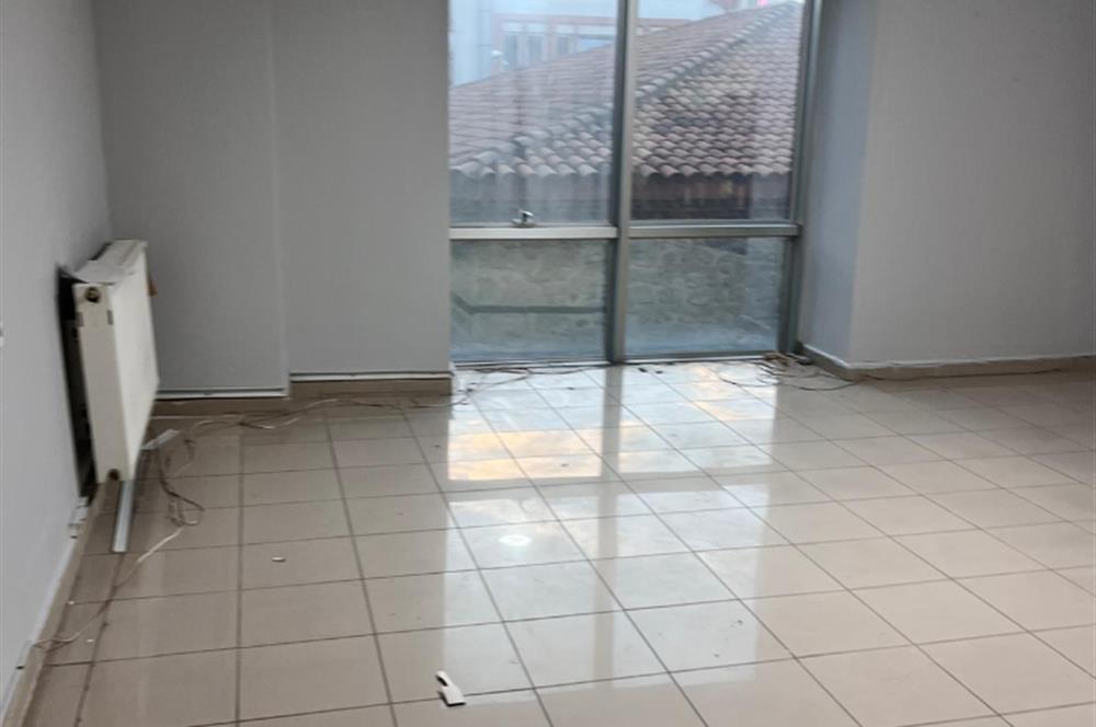 BALIKESİR ESKİ KUYUMCULAR MAH.SATILIK OFİS/BÜROLAR