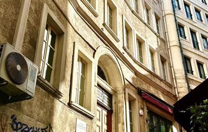 ASMALIMESCİT POPÜLER RESİDENCE EŞYALI KISA DÖNEM KİRALIK DAİRE