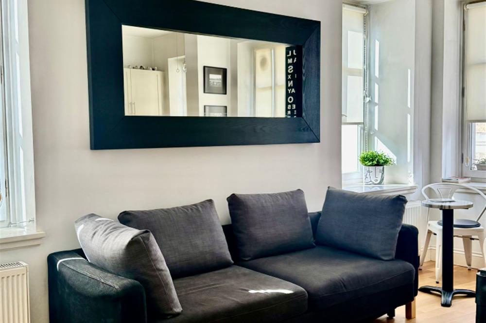 ASMALIMESCİT POPÜLER RESİDENCE EŞYALI KISA DÖNEM KİRALIK DAİRE