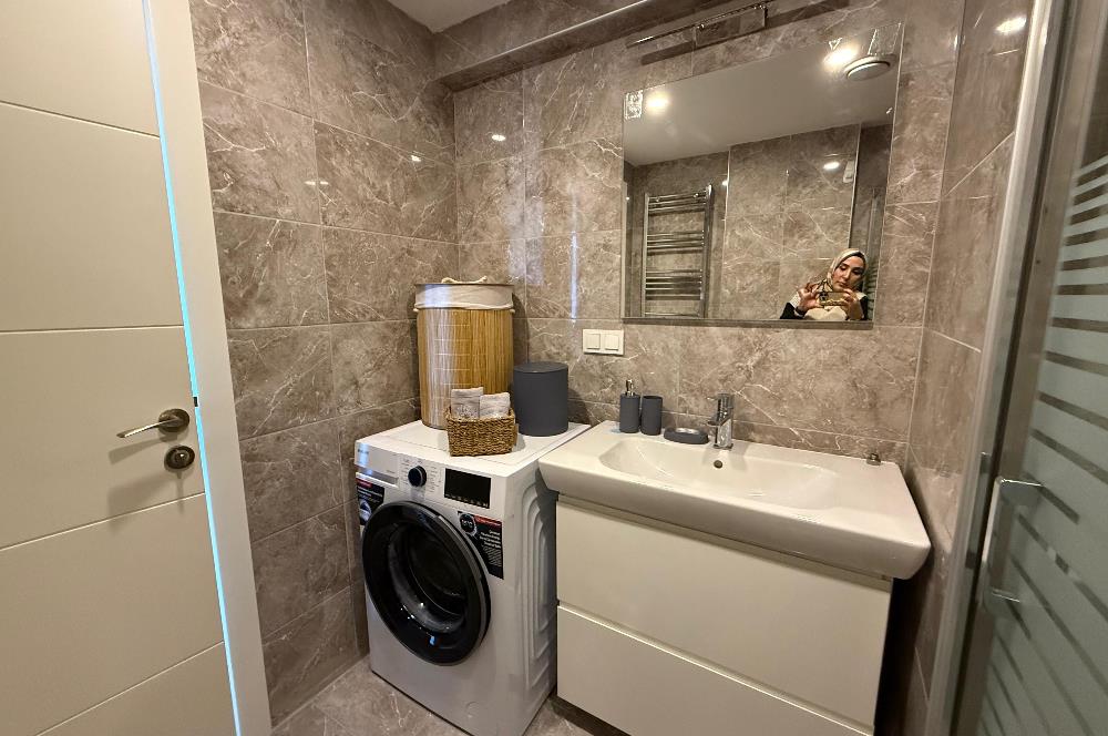 Solo Levent Satılık 1+1 Boş Oturuma Hazır Yüksek Kat
