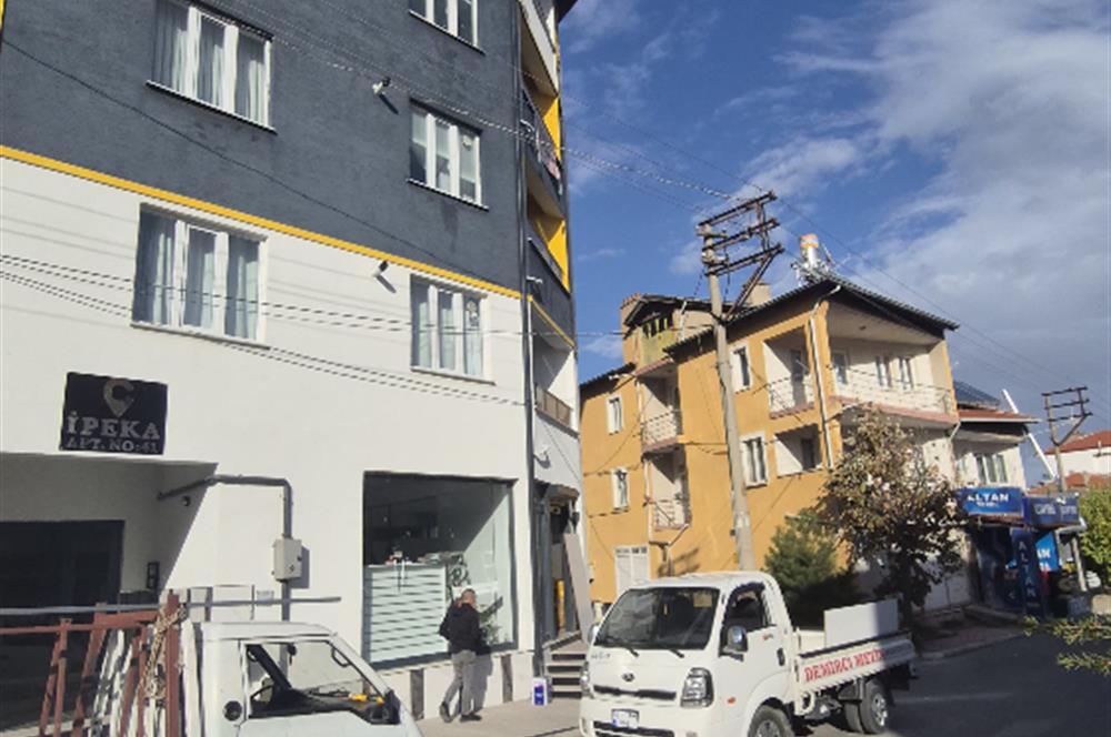 CENTURY21 PLUS'DAN BAHÇELİEVLERDE LÜKS 3+1 FIRSAT DAİRE