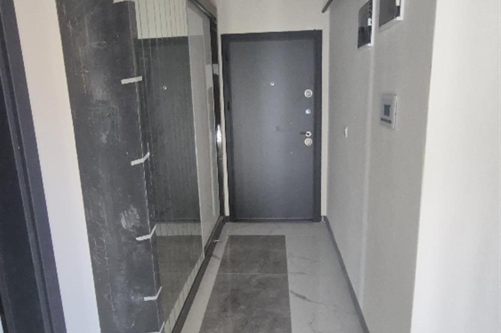 CENTURY21 PLUS'DAN BAHÇELİEVLERDE LÜKS 3+1 FIRSAT DAİRE