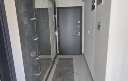 CENTURY21 PLUS'DAN BAHÇELİEVLERDE LÜKS 3+1 FIRSAT DAİRE