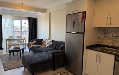 Solo Levent Satılık 1+1 Boş Oturuma Hazır Yüksek Kat