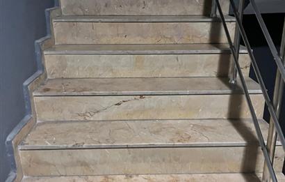 BALIKESİR ESKİ KUYUMCULAR MAH.SATILIK OFİS/BÜROLAR