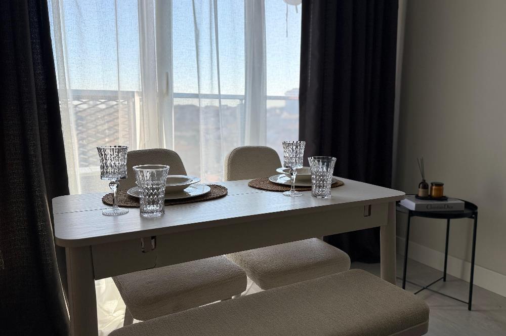 Solo Levent Satılık 1+1 Boş Oturuma Hazır Yüksek Kat