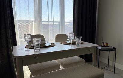 Solo Levent Satılık 1+1 Boş Oturuma Hazır Yüksek Kat