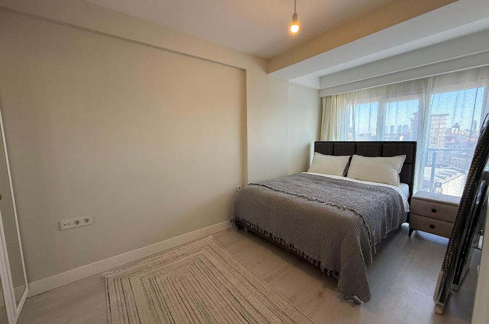 Solo Levent Satılık 1+1 Boş Oturuma Hazır Yüksek Kat