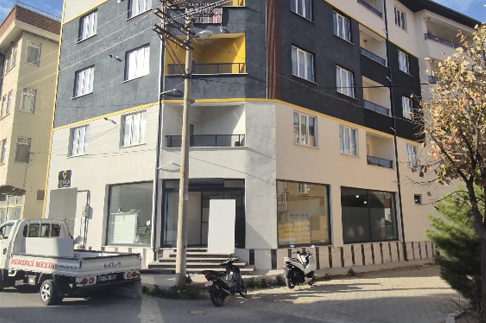 CENTURY21 PLUS'DAN BAHÇELİEVLERDE LÜKS 3+1 FIRSAT DAİRE