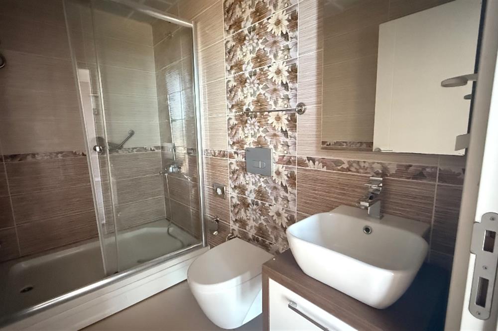 TRABZON YOMRA KAŞÜSTÜ ŞANAEVLERİN'DE DENİZ MANZARLI KİRALIK DAİRE