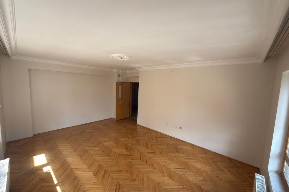 CENTURY 21 MEVORA GAYRIMENKUL'DEN 3+1 KATTA ACİL SATILIK DAİRE
