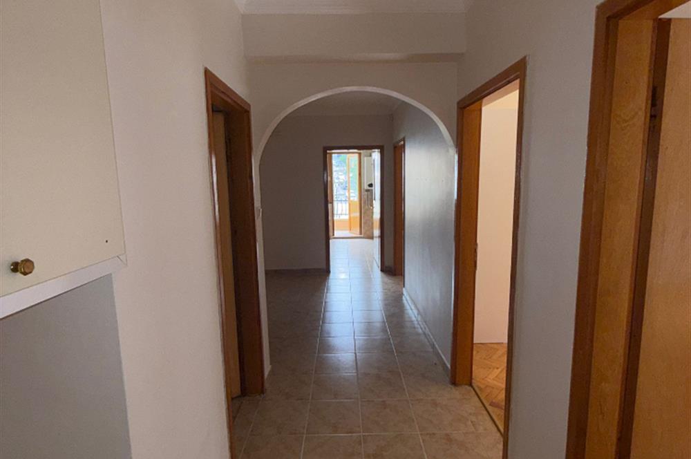 CENTURY 21 MEVORA GAYRIMENKUL'DEN 3+1 KATTA ACİL SATILIK DAİRE
