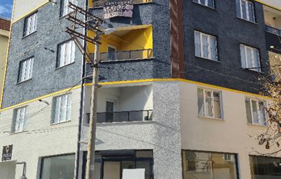 CENTURY21 PLUS'DAN BAHÇELİEVLERDE LÜKS 3+1 FIRSAT DAİRE