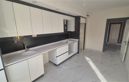 CENTURY21 PLUS'DAN BAHÇELİEVLERDE LÜKS 3+1 FIRSAT DAİRE