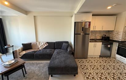 Solo Levent Satılık 1+1 Boş Oturuma Hazır Yüksek Kat
