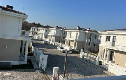 EMLAK KONUT ÇINARKÖY EVLERİ KİRALIK B TİPİ VİLLA ORMAN MANZARALI