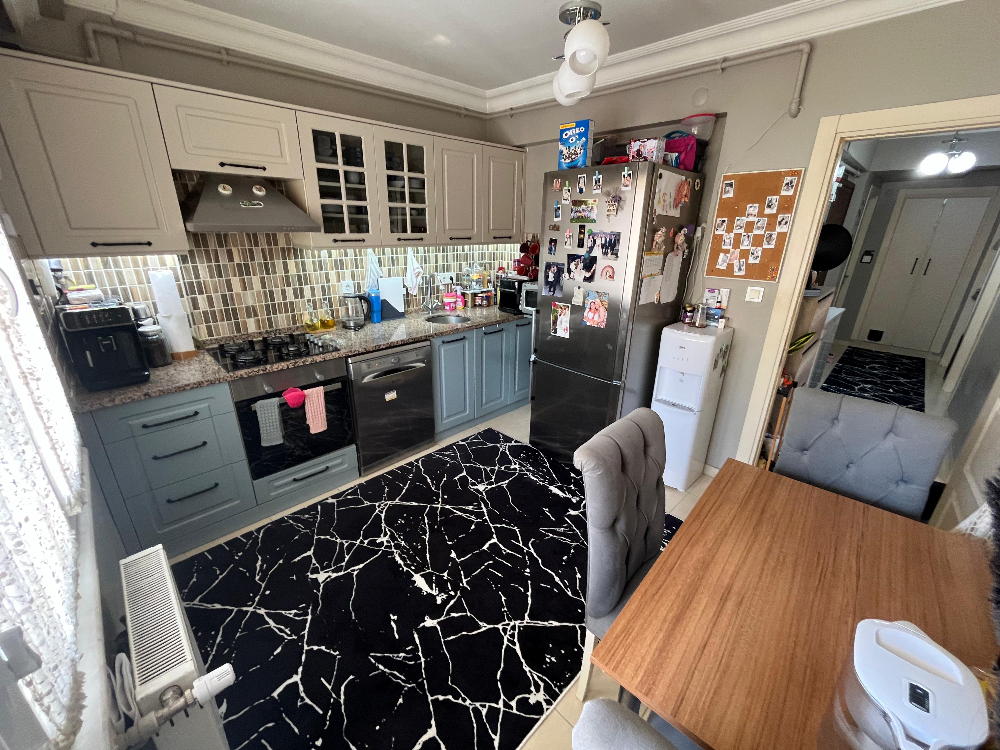 Eyüp Çırçır'da Satılık 2+1 95m² Metroya Yürüme 5 dk Fırsat Daire