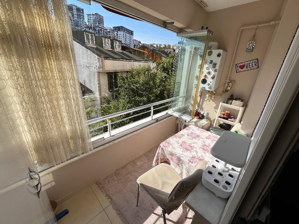 Eyüp Çırçır'da Satılık 2+1 95m² Metroya Yürüme 5 dk Fırsat Daire