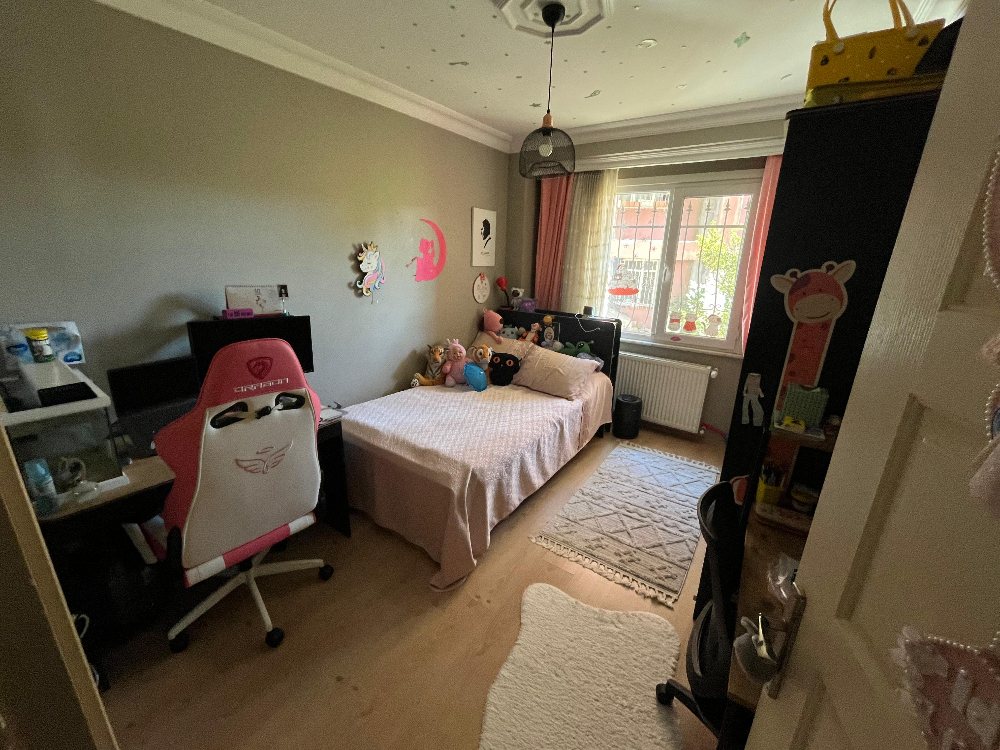 Eyüp Çırçır'da Satılık 2+1 95m² Metroya Yürüme 5 dk Fırsat Daire