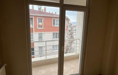 ŞİRİNTEPEDE KİRALIK 1+1 DAİRE