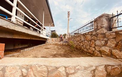 Didim Akbük’te Denize 350m Mesafede, Deniz Manzaralı, Eşyalı Satılık, 3+1 Villa
