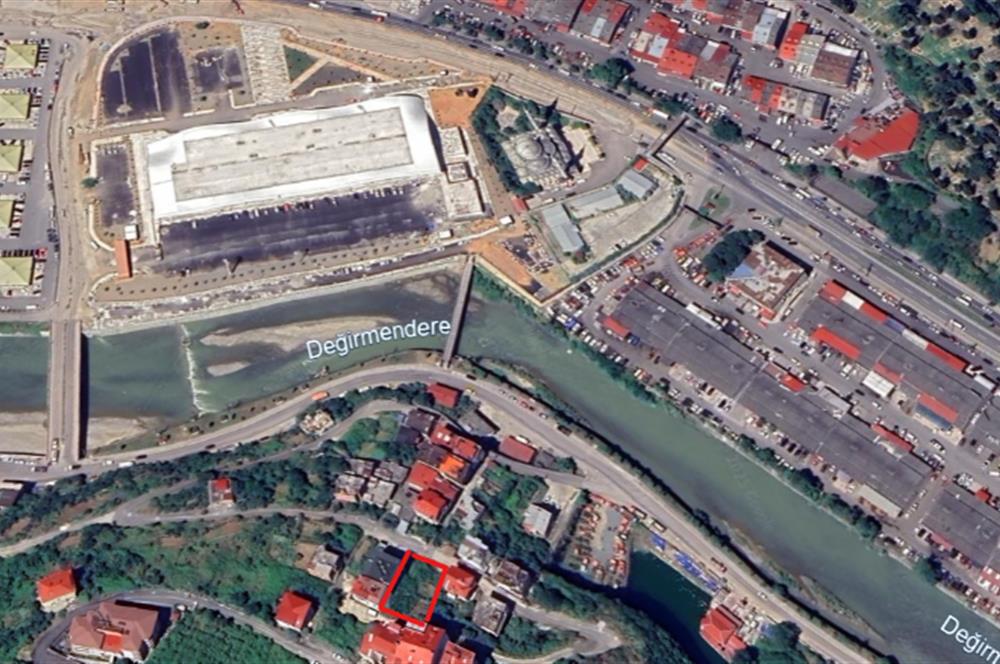 TRABZON YENİ OTOGAR KONUMLU TİCARİYE AÇIK KIYMETLİ ARSA