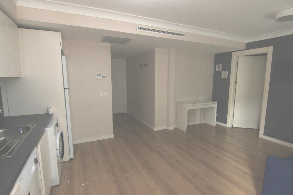 KOÇ BATI YURDUNA KOMŞU SATILIK 1+1 BAHÇELİ DAİRE